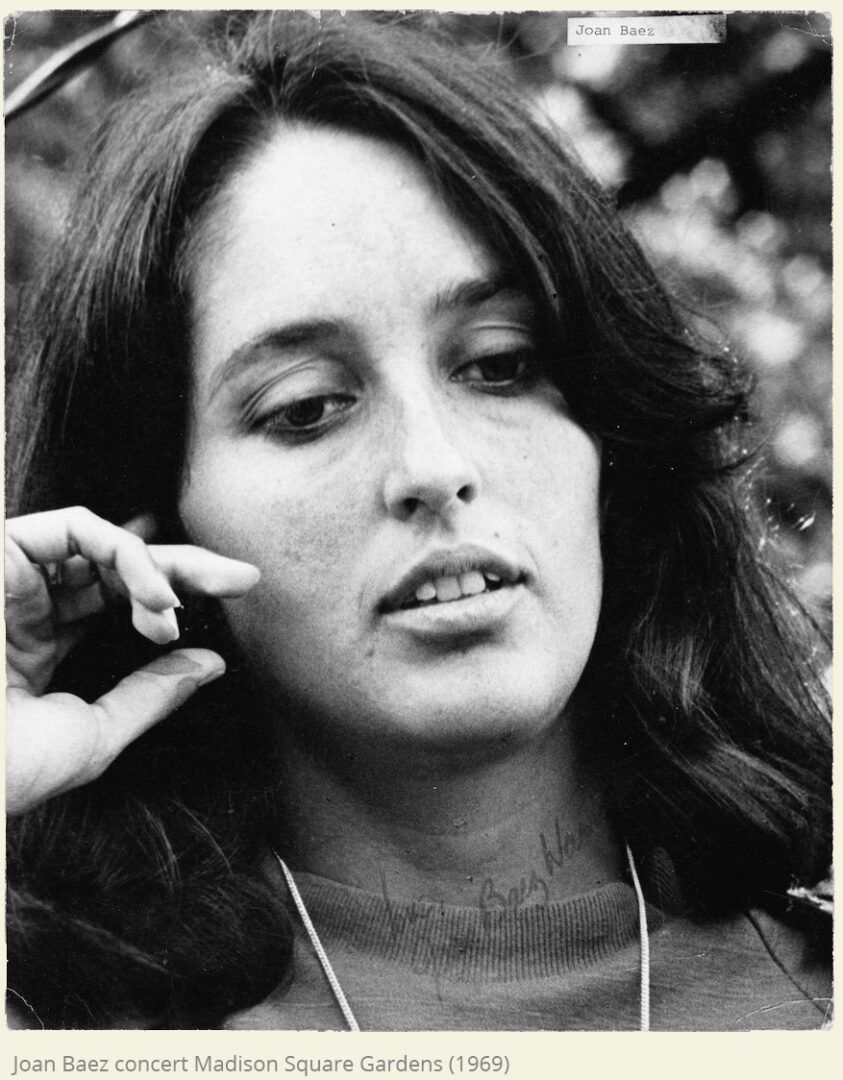 LIZABE LAMBRECHTS 12